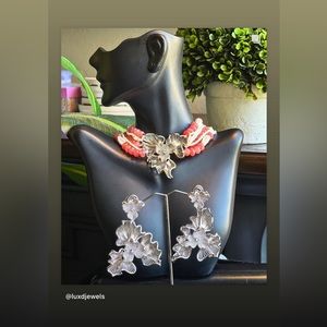 Fusion Necklace Set.